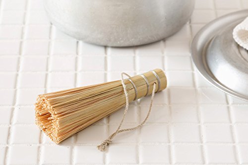Image of KAGOYA Sasara Bamboo Brush for Frying Pans and Woks (4.7inch / with Strings) Scrub Brush