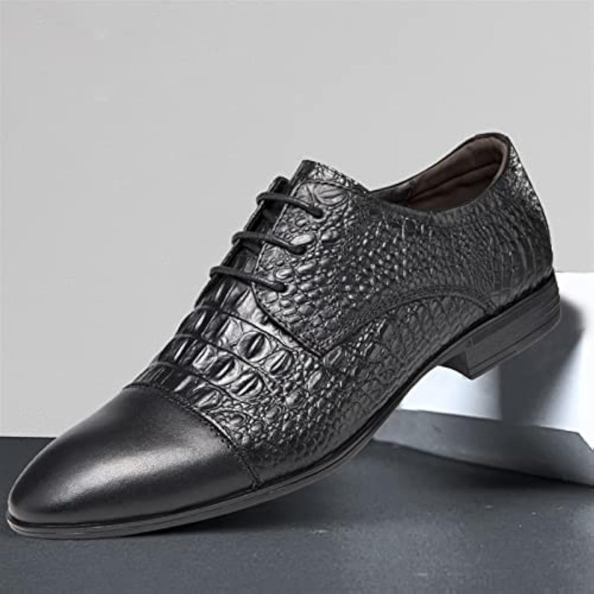 クリアランス販促品 男性のためのオックスフォードレザーシューズキャップトゥワックスワニのエンボスドダービーシューズの革の滑り止めロートップ滑り止めの 結婚式 Color Black Size 41eu 公式 店 Bitcoinsup Auto Crafts Com
