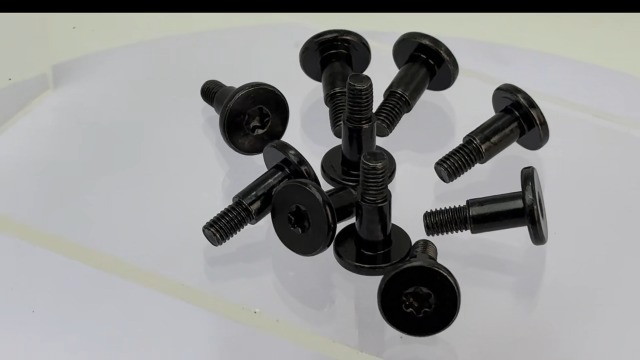 Tailgates & Liftgates For Ford F-250 Super Duty Tailgate Cover Cap Screws & Bolts Kit - Fits Ford F150 F250 F350 F450 Super Duty Tailgates & Liftgates For Ford E-350 Super Duty - Foto 9