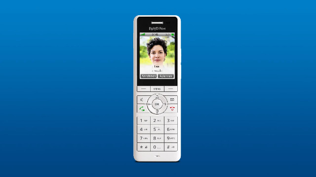 AVM FRITZ!Fon X6 White DECT Comfort Phone (High Quality Colour Display, HD Telephony, Full Duplex Hands-Free, Control Of FRITZ!Box Functions), White