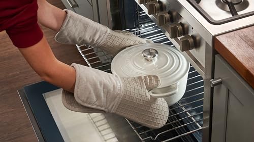 Image of Le Creuset Textile Oven Mitt,15 inch, Sable