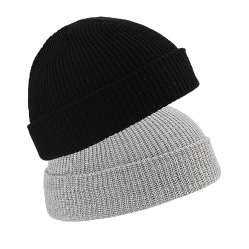 Stile street alla moda per ogni occasione: i classici berretti in maglia a tinta unita sono eleganti e unisex, quindi sono adatti sia per uomini che per donne. Disponibili in diversi colori, si abbinano a qualsiasi outfit, casual, sportivo o chic. Con questo berretto darete un tocco alla moda in inverno e non dovrete più preoccuparvi del vostro guardaroba invernale.