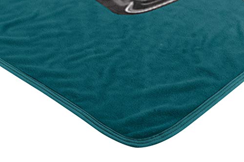 Northwest-NFL-Philadelphia-Eagles-46x60-Micro-Raschel-Run-Design-RolledBlanket-Team-Colors-One-Size-1NFL059050011RET