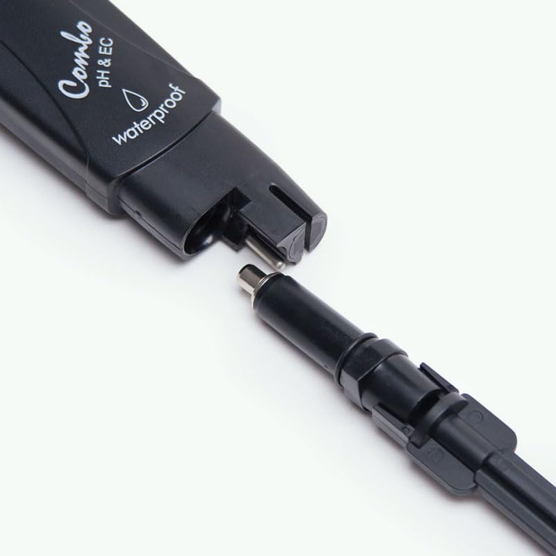 Hanna COMBO Tester HI98129 für pH-Wert, Leitfähigkeit, TDS und Temperatur bis 3999 µS, wasserdicht