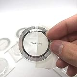 【 ANTENA ANCHA Y ESCANEADO POTENTE 】 – facilitan la lectura. Por su adhesivo de alta calidad y un diseño ultra delgado de 0.15 mm (+/- 0.04), son ideales para pegarlas en folletos, pegatinas y etiquetas convirtiéndolos en materiales INTELIGENTES. Le brinda una posibilidad única para incorporar dinamismo a sus campañas publicitarias en medios tradicionales, ofreciendo nuevas maneras de medir el retorno y compromiso generado: las aplicaciones solo se encuentran sujetas a su creatividad.
