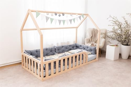 Mandrele - Montessori Bett, Hausbett mit Lattenrost, Rausfallschutz Bett, Bodenbett, Kinderbett, Holzbett mit Bettgestell für Jungen und Mädchen, 140x200 cm, Natur