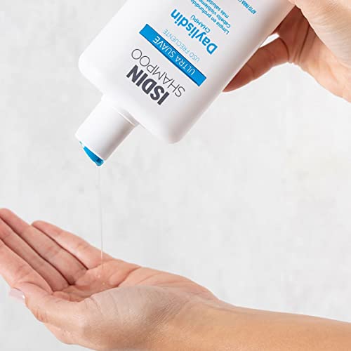 Descubre la mejor manicura y pedicura de LugoPulsa aqui 👈🏼 y pide cita Isdin-Daylisdin-Champu-Formula-Suave-para-el-uso-diario-para-todo-tipo-de-cabellos-incluso-fragiles-y-delicados