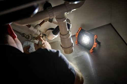 OSRAM FLOODLIGHT 600 ESSENTIAL, do 600 lm, wielokątna lampa inspekcyjna LED z możliwością ładowania