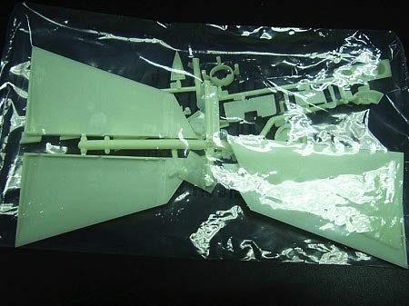 Maquette spatiale phosphorescente Interplanetary Voyager Moebius qui brille dans le noir