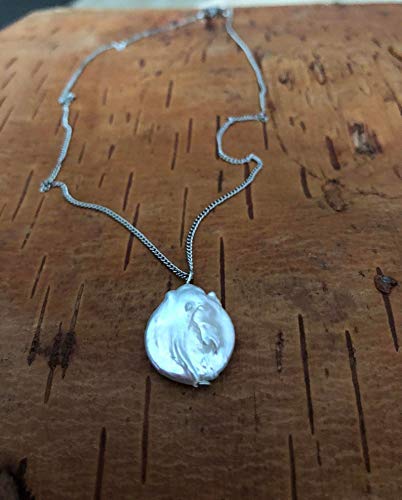 Pearl necklace for women, freshwater cultured pearl pendant, jewelry gift for a bridesmaid