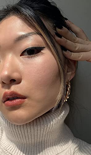 Spicy Lola Wispy Magnetic Lashes Kit - Glamorous False Eyelashes Extensions Kit With Magnetic Eyeliner - Easy To Apply, Light, Long Lasting - Vegan Beauty Accessories For Beautiful Eyes| Magneticas Delineador #TOP4