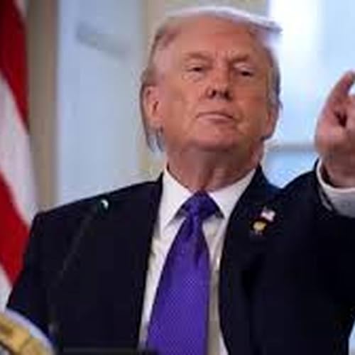 Trump Must Declare Insurrection Podcast Por  arte de portada