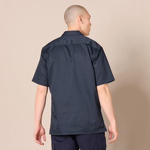 Image of Amazon Essentials Men's Relaxed-Fit Stain and Wrinkle-Resistant Short-Sleeve Work Shirts