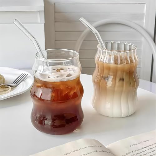 CLKFDCH 2 Pack Glass Drinking Glasses with Bamboo Lids and Glass Straw Ribbed Glass Cups Vintage Drinking Glassware Ripple Crystal Cocktail Glasses for Iced Coffee Juice Beverage Milk 500ML