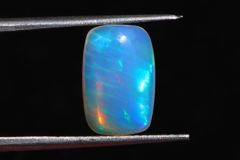 Opale éthiopienne authentique AAA pour remplacer une pierre de bague perdue