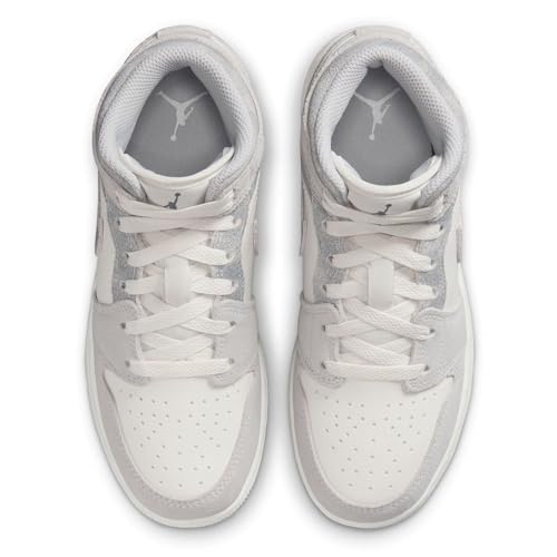 Image of Air Jordan 1 Kids Mid SE Shoes