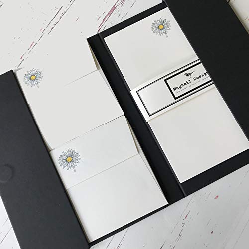 Wagtail Designs Briefpapier-Geschenk-Set mit Gänseblümchen-Illustration in einer schönen schwarzen Schreibmappe (18 Blatt und 18 Umschläge) Cover