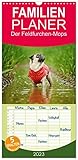 Familienplaner Der Feldfurchen-Mops (Wandkalender 2023, 21 cm x 45 cm, hoch), Calvendo Monatskalender