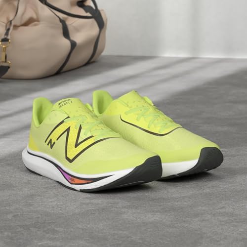 New Balance FuelCell Rebel V3 Tênis de corrida feminino, Cosmic