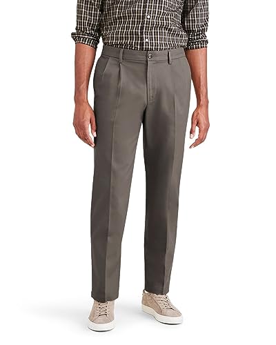 Classic Fit Signature Iron Free Khaki with Stain Defender Pants - Pleated (Regular and Big & Tall)