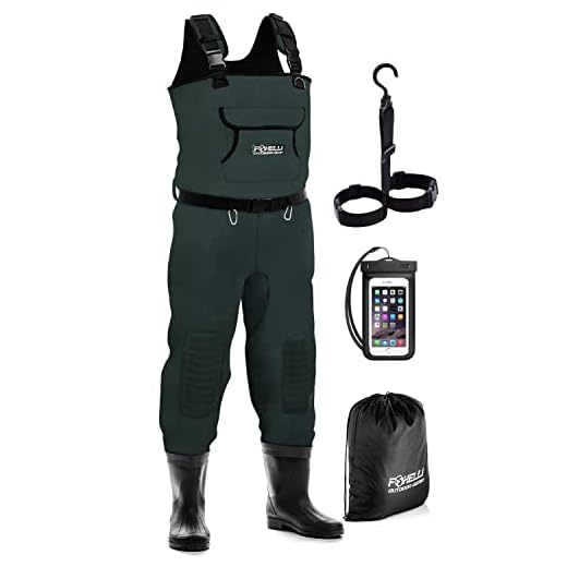Foxelli Chest Waders, Waterproof 4mm Neoprene Hunting & Fishing Waders for Men & Women with Boots