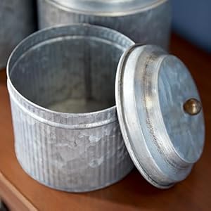 Deco 79 Metal Decorative Jars Galvanized Decorative Containers, Set of 3 Decorative Keepsake Boxes 8", 7", 6"H, Silver Deco 79 Metal Decorative Jars Galvanized Decorative Containers Set of 3 Decorative Keepsake Boxes 8 7 6H Silver