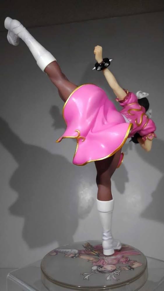 コトブキヤ　春麗　フィギュア　赤　未開封 Amazon.co.jp: STREET FIGHTER 美少女 春麗 限定赤カラーver