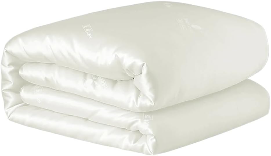 Warm Comfort Quilt Silk Duvet Handmade 4 Season for A Comfortable Sleep