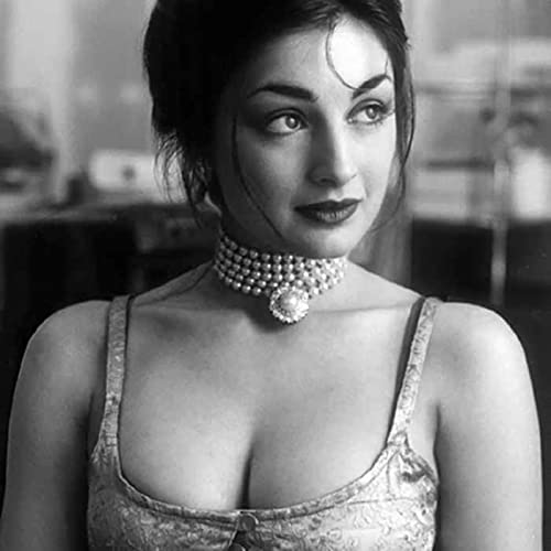 Gruesome Hertzogg & John Gilling Interviews Actress Tina Krause