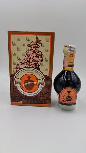 - Invecchiato almeno 12 Anni - Prodotto esclusivamente con vitigni modenesi - colore bruno intenso, sciropposità scorrevole, buon corpo, acidità brillante. - Prodotto solo con mosto cotte senza aggiungere null'altro. - Garantito dal consorzio di tutela.