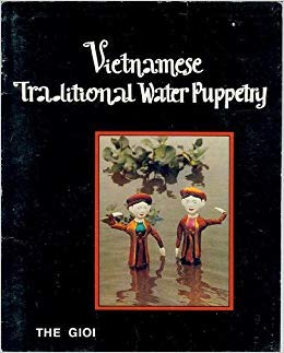 Paperback Vietnamese Traditional: Water Puppetry Book