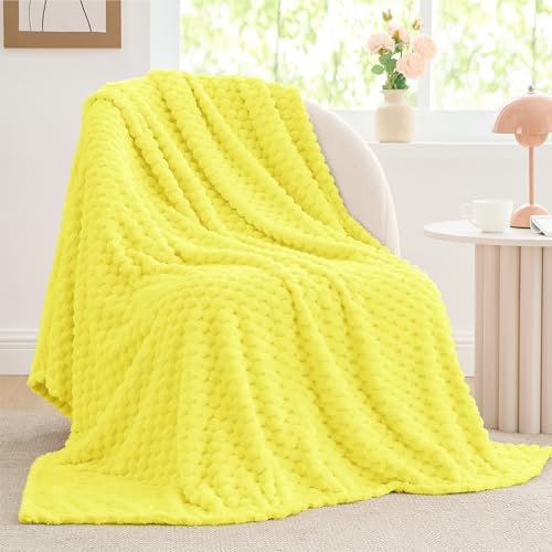 Image of BEDELITE Amber Yellow Throw Blanket for Couch, Soft Cozy Gifts for Women | 3D Jacquard Decorative Fleece Blanket, Super Soft Plush Throws, Cute Birthday Gift for Women, Suitable for All Seasons, 50*60