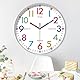 EUBSWA Wanduhr für Kinder Lernuhr ohne Tick 10-inch Analoge Kinderuhr zum Lernen der Uhrzeit mit Lautlosem Uhrwerk - Kinderzimmer Wand Uhr für Mädchen und Jungen (A)
