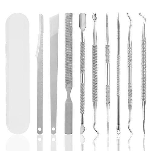 Ampia applicazione: Il set pedicure è adatto a tutti i tipi di piedi. Sono inclusi 9 strumenti a lama per pedicure per soddisfare le diverse esigenze di cura. Può rimuovere efficacemente pelle morta, calli, pelle morta e cuticole. Può mantenere i piedi lisci, belli e sani.