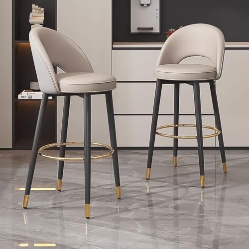 Tabourets de bar pivotants pour optimiser l'espace de votre cuisine
