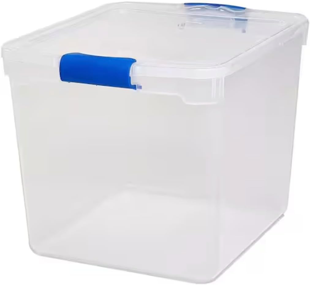 31 Quart Clear Plastic Stackable Storage Containers (12-Pack) EE67347