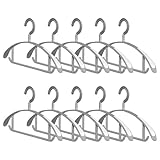 Solution polyvalente : parfait pour accrocher tout type de vêtements, y compris les manteaux, robes, jupes et pulls, ce large cintre d'épaule est un choix fiable. Sa construction durable garantit que vos articles restent bien en place sans causer de dommages ou de déformation.