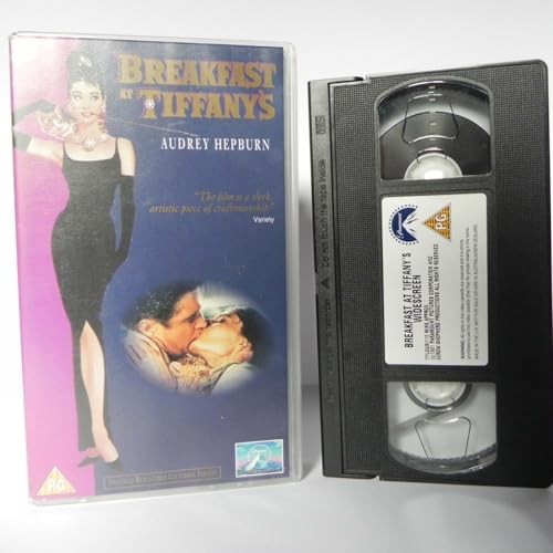 Preisvergleich Produktbild Breakfast At Tiffany's [VHS] [UK Import]