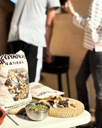 Hernandez Natural Revuelto Ensalada, Mezcla de Frutos Secos con Anacardos, Nueces, Pistachos, Pasas, Arándanos y Semillas, 1 kg