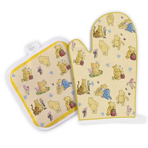 Winnie Oven Mitts and Pot Holders (Sets of 2), Scald and Heat Proof, Funny Kitchen Gifts for Women, Birthday Baking Gifts for Winnie Lover, Housewarming Gifts Ideas, Cooking Baking BBQ Gifts