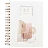 ✔️ Vista Semanal - Esta agenda 2023 cuenta con una doble página para cada semana con un amplio espacio para escribir. Ideal para los planificadores más ocupados. ¡Gestione su tiempo y maximice su productividad!