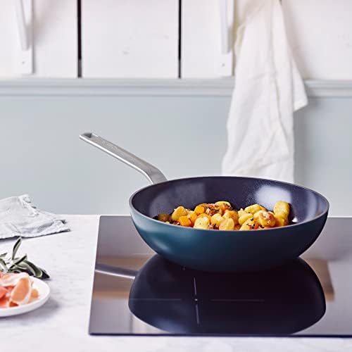 GreenPan Evolution Hard Anodized Advanced Healthy Ceramic Nonstick, 28 cm Wok Pan, PFAS-Free, Induction,Oven Safe, Pine Green
