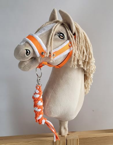 Hobby Horse A3 flúor con cabezada de piel blanca suave y cordón naranja de guiado