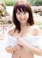 衛藤美彩 最新写真集 サイン入り 41f05b3eKDL._AC_SY200_QL15_.jpg