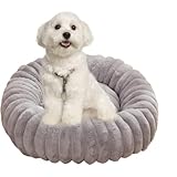cameleon Suavidad excepcional: asegúrese de que su amigo peludo el refugio ideal para acurrucarse con nuestra cama para perros tipo donut. Fabricada con material lujoso, esta cama proporciona un espacio cálido y confortable para descansar y relajarse. El material de alta calidad garantiza la comodidad de su mascota y una experiencia de sueño.