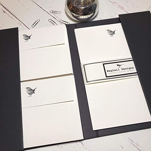 Wagtail Designs Schreibpapier-Geschenk-Set mit Zaunkönigin-Illustration in einer schönen schwarzen Schreibmappe (18) Cover