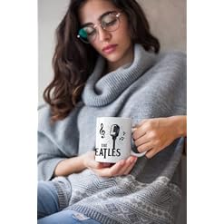 Mug Beatles noir et blanc en céramique. Cadeau original. - Les Beatles, Paul McCartney, John Lennon, RIngo Starr, George Harrison Mug Beatles noir et blanc en céramique. Cadeau original. – Image 2