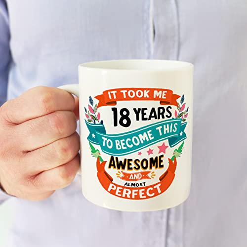 MUGFFINS Tazas 18 Cumpleaños - En Inglés - It took me 18 years to become perfect - 11 oz - Regalo original y divertido - Imagen 3
