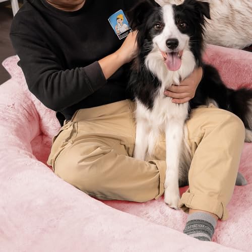FURRYFECTION Hundebett für Menschen, 180x114x35,6cm großes Hundebett in Menschengröße für Erwachsene und Haustiere, waschbarer Kunstfellbezug, riesiges Nickerchenbett mit Decke und Kissen