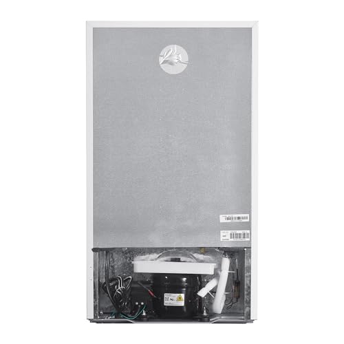 Magic Chef MCAR32WE Compact Refrigerator thumb #2